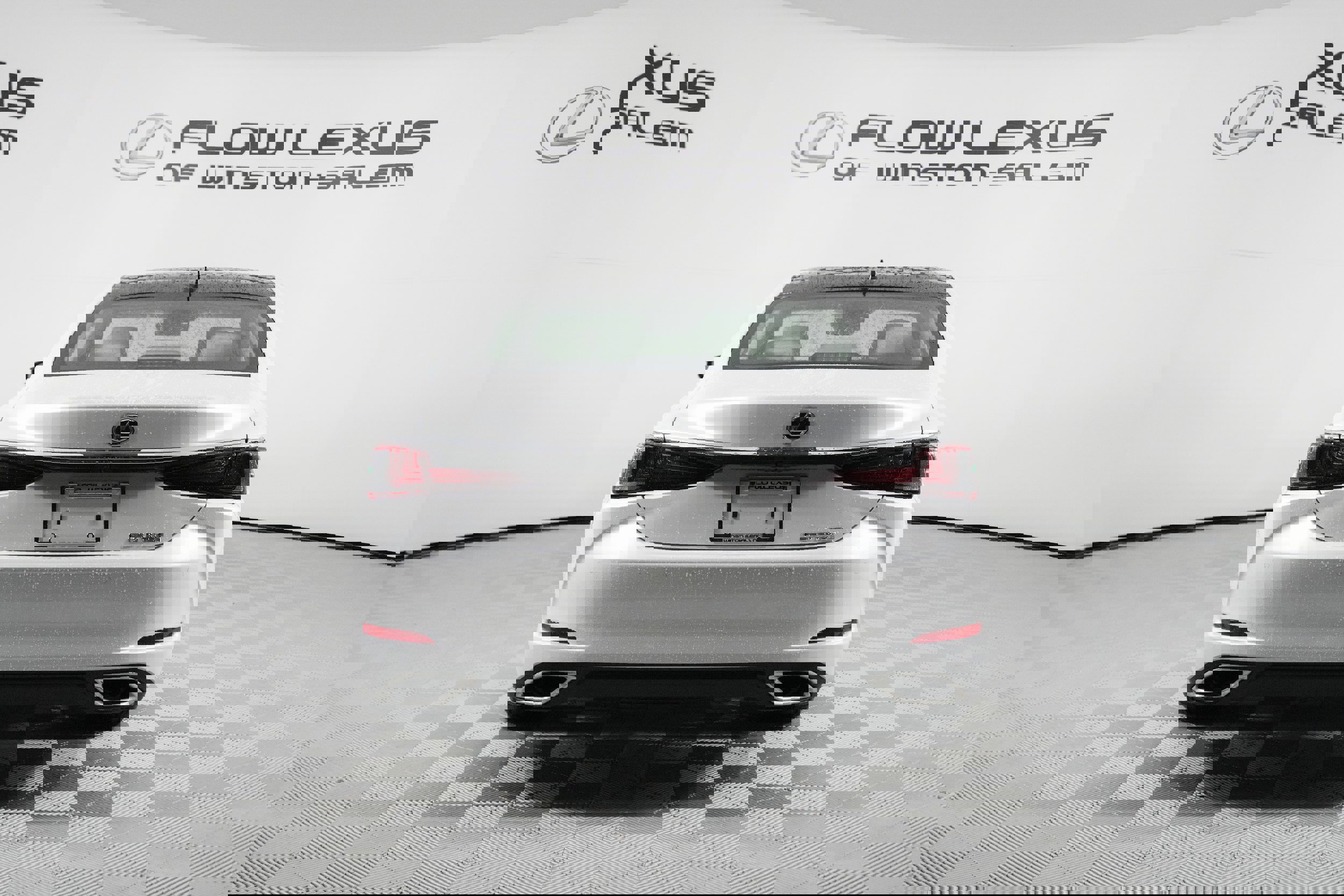 New 2025 Lexus ES 350 w/ Premium Package image 6