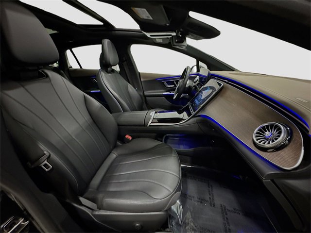 Certified 2024 Mercedes-Benz EQE 350+ 4MATIC Sedan w/ Pinnacle Trim Package image 30