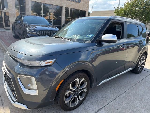 Used 2020 Kia Soul X-Line FWD image 2