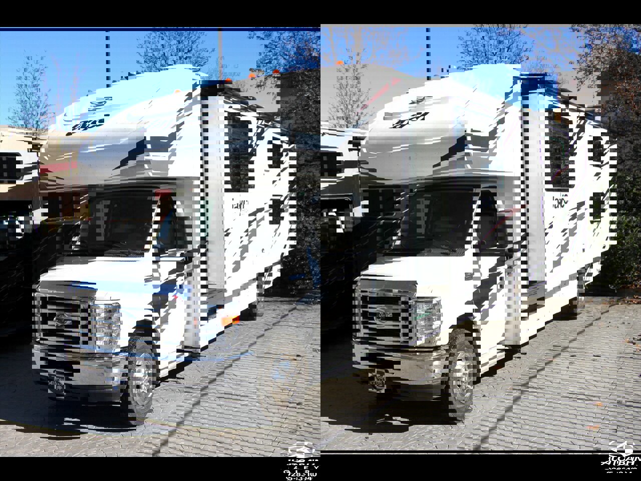 Used 2019 Ford E-450 and Econoline 450 Super Duty w/ Motorhome Prep Package image 4