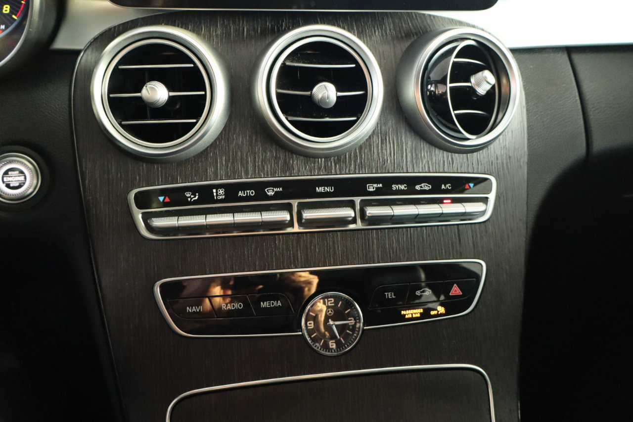 Used 2019 Mercedes-Benz C 300 4MATIC Sedan image 25