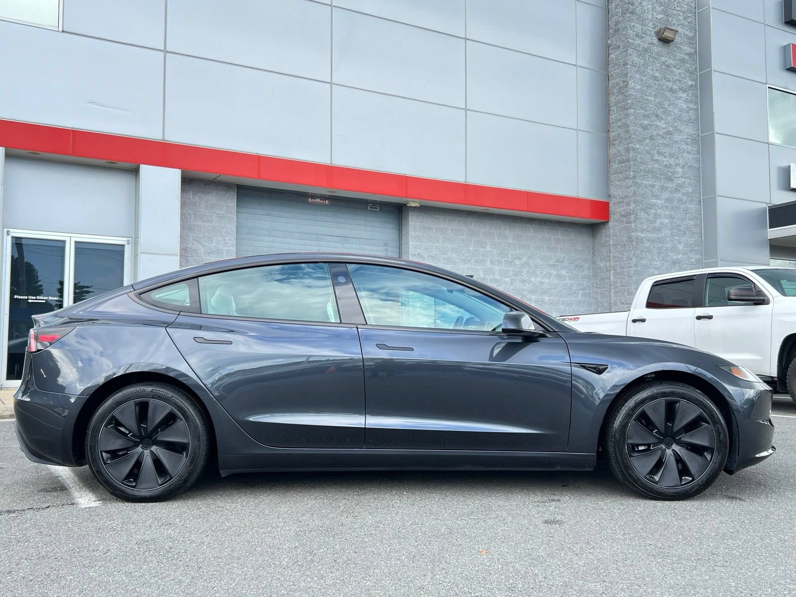 Used 2024 Tesla Model 3 Long Range AWD/4WD image 26