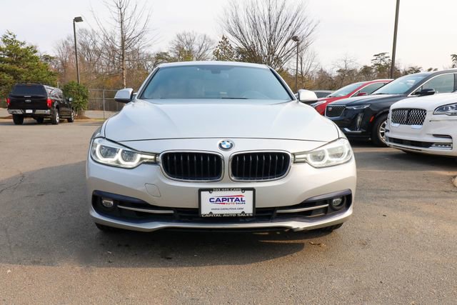Used 2018 BMW 330i xDrive Sedan w/ Convenience Package image 2