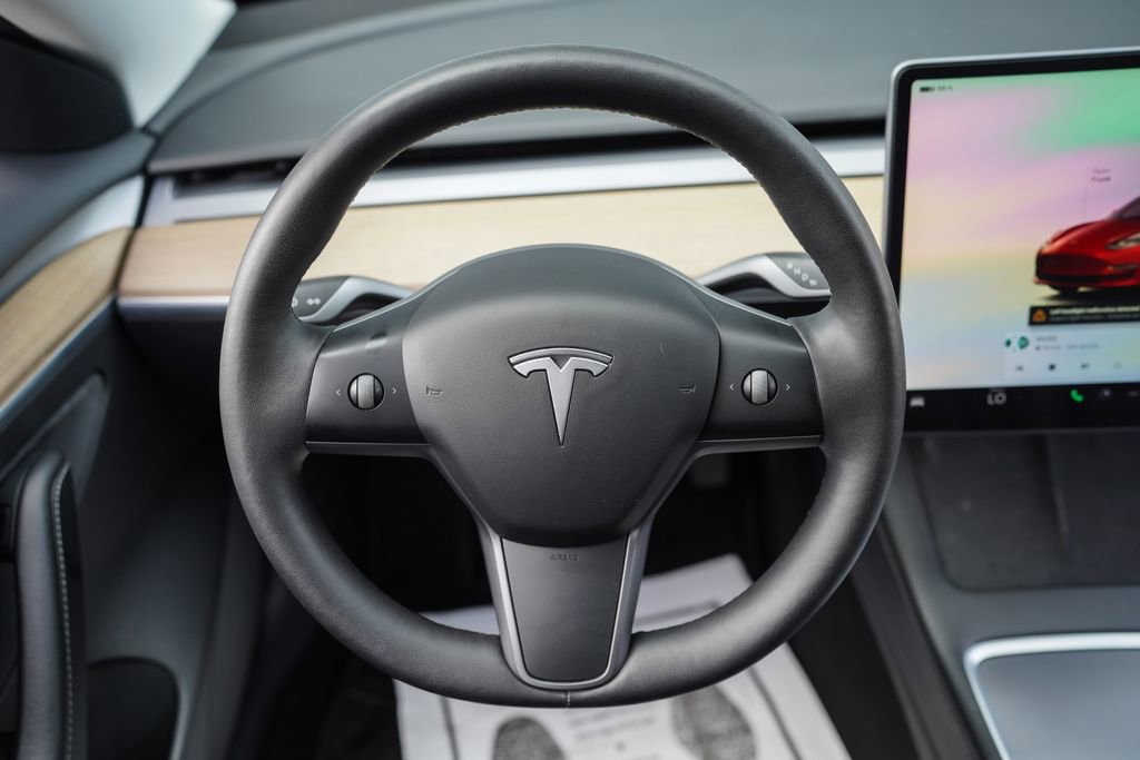 Used 2022 Tesla Model 3 Standard Range Plus image 27