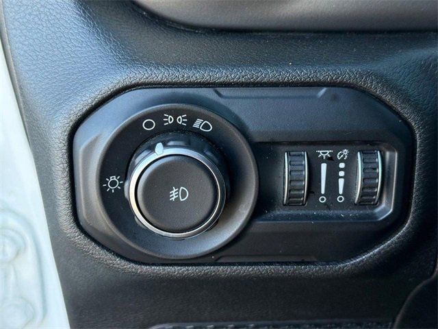 Used 2018 Jeep Wrangler Unlimited Sport image 29