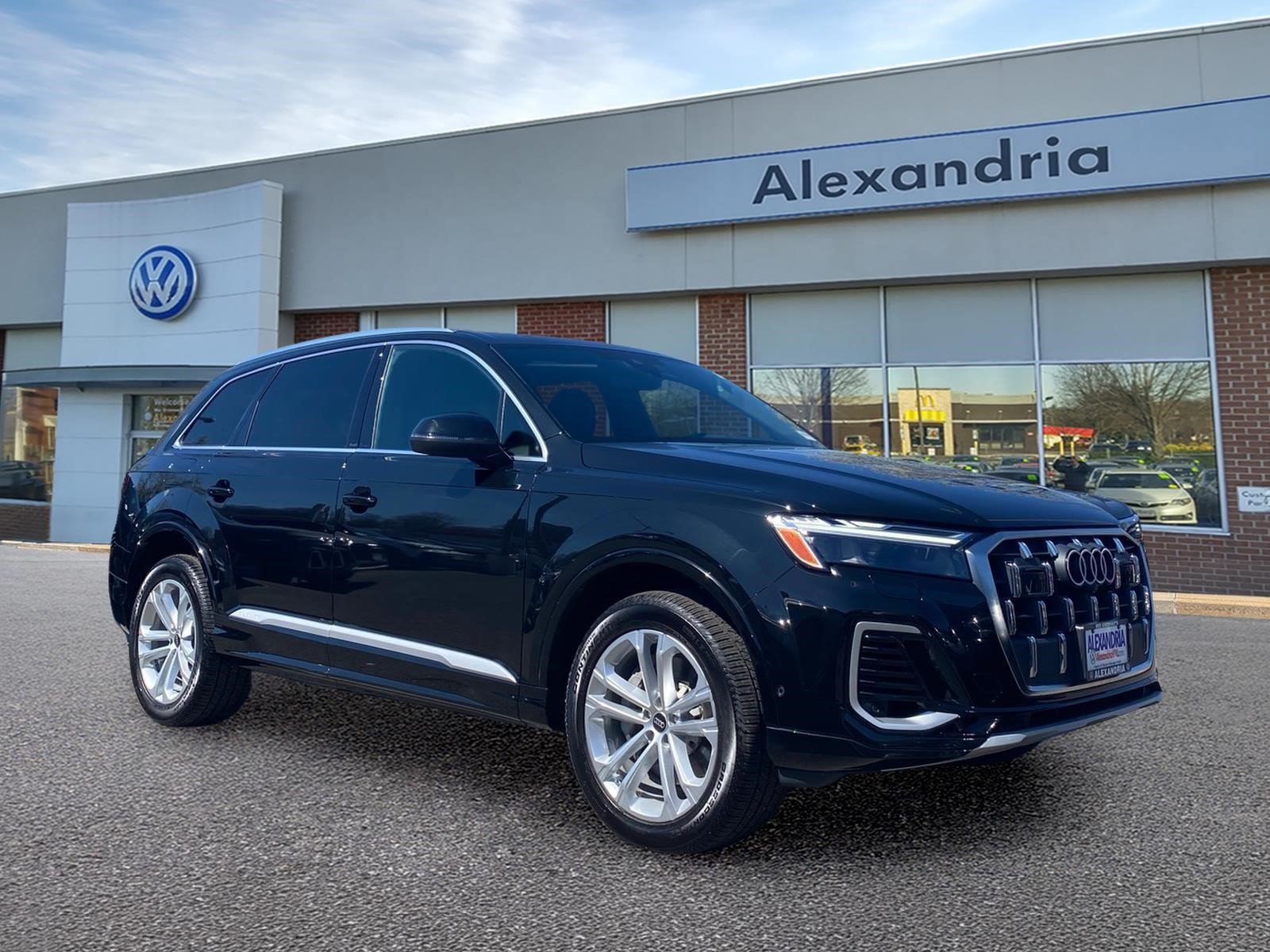Used 2025 Audi Q7 3.0T Premium Plus AWD/4WD image 1