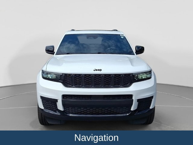 Used 2024 Jeep Grand Cherokee L Altitude AWD/4WD image 3