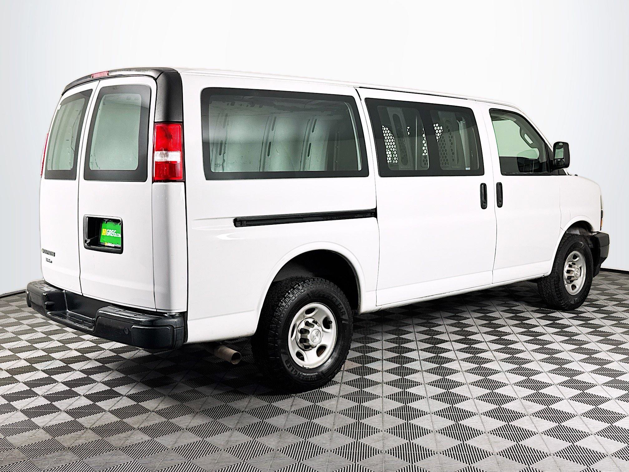 Used 2019 Chevrolet Express 2500 w/ Safety Package image 10