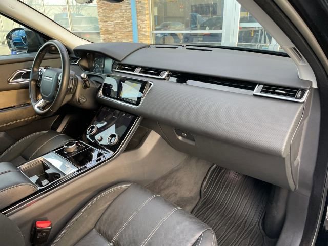 Used 2019 Land Rover Range Rover Velar S image 33