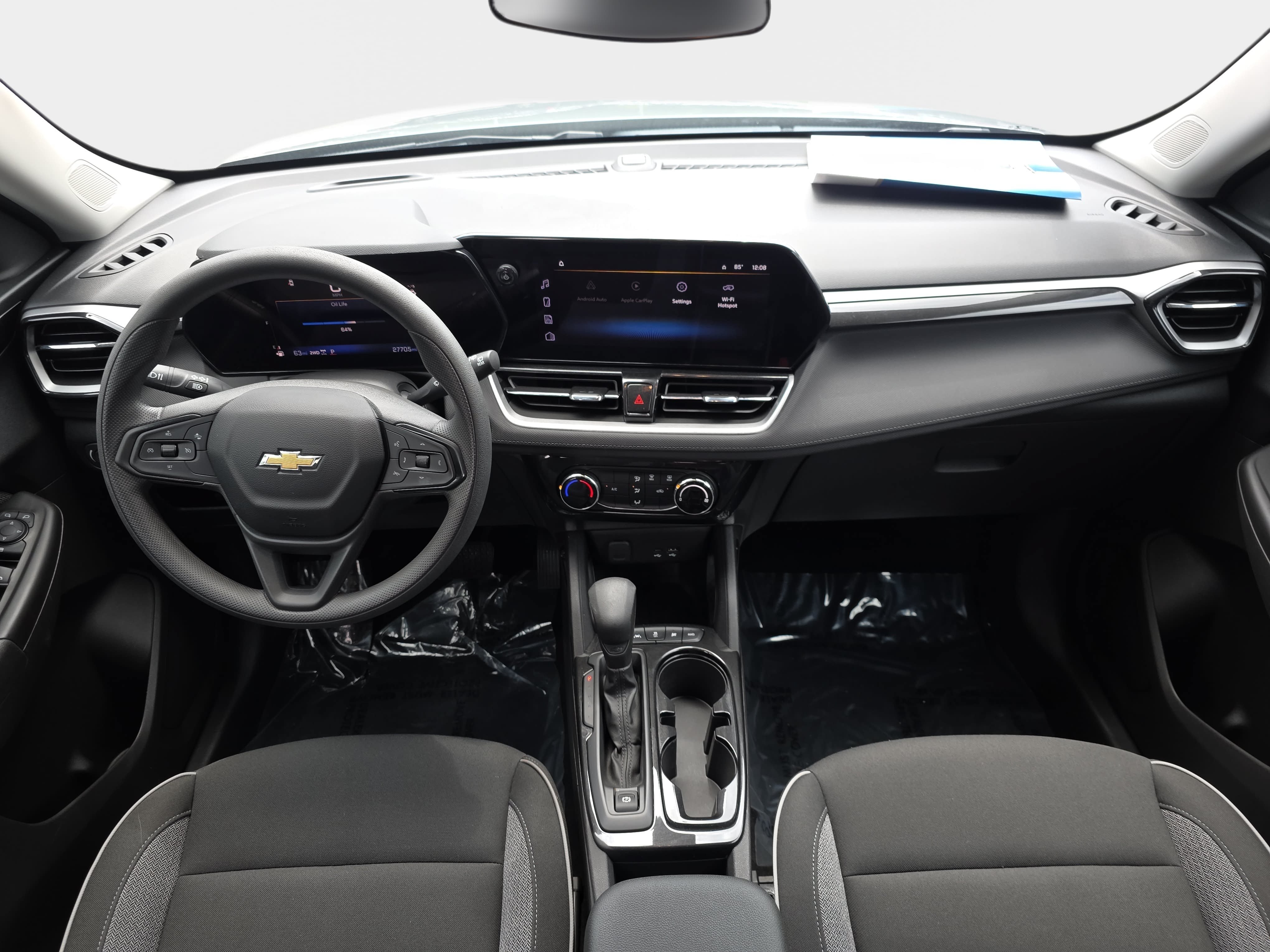 Used 2025 Chevrolet TrailBlazer LT AWD/4WD image 9