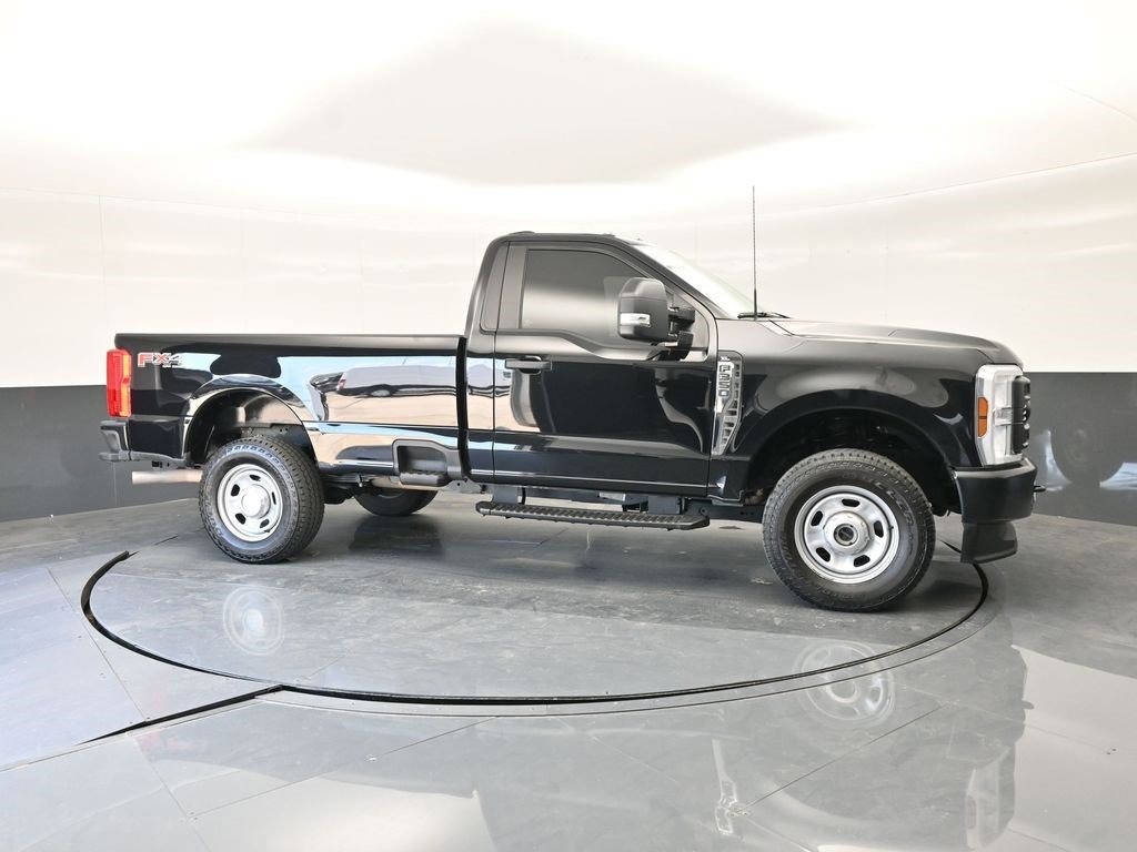 Used 2024 Ford F350 XL w/ FX4 Off-Road Package image 11