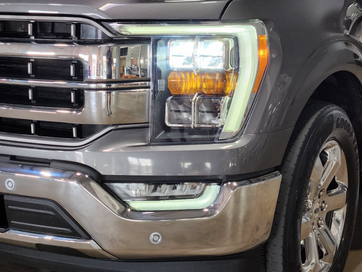 Used 2021 Ford F150 Lariat RWD image 13