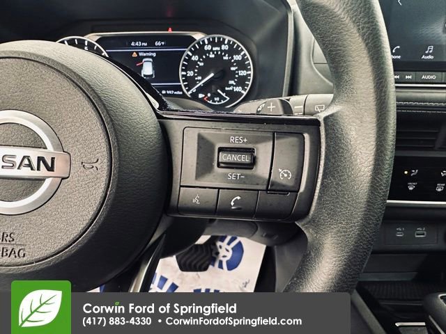 Used 2021 Nissan Rogue S image 29