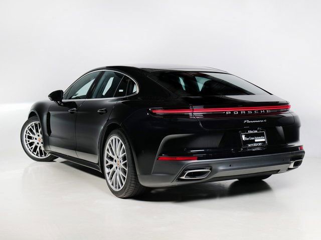 New 2025 Porsche Panamera 4 image 3