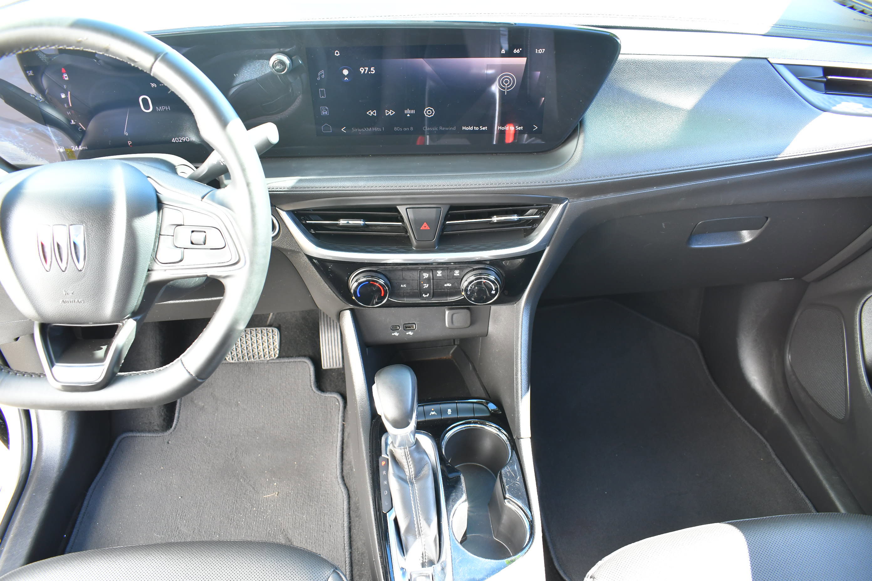 Used 2024 Buick Encore GX Sport Touring image 16