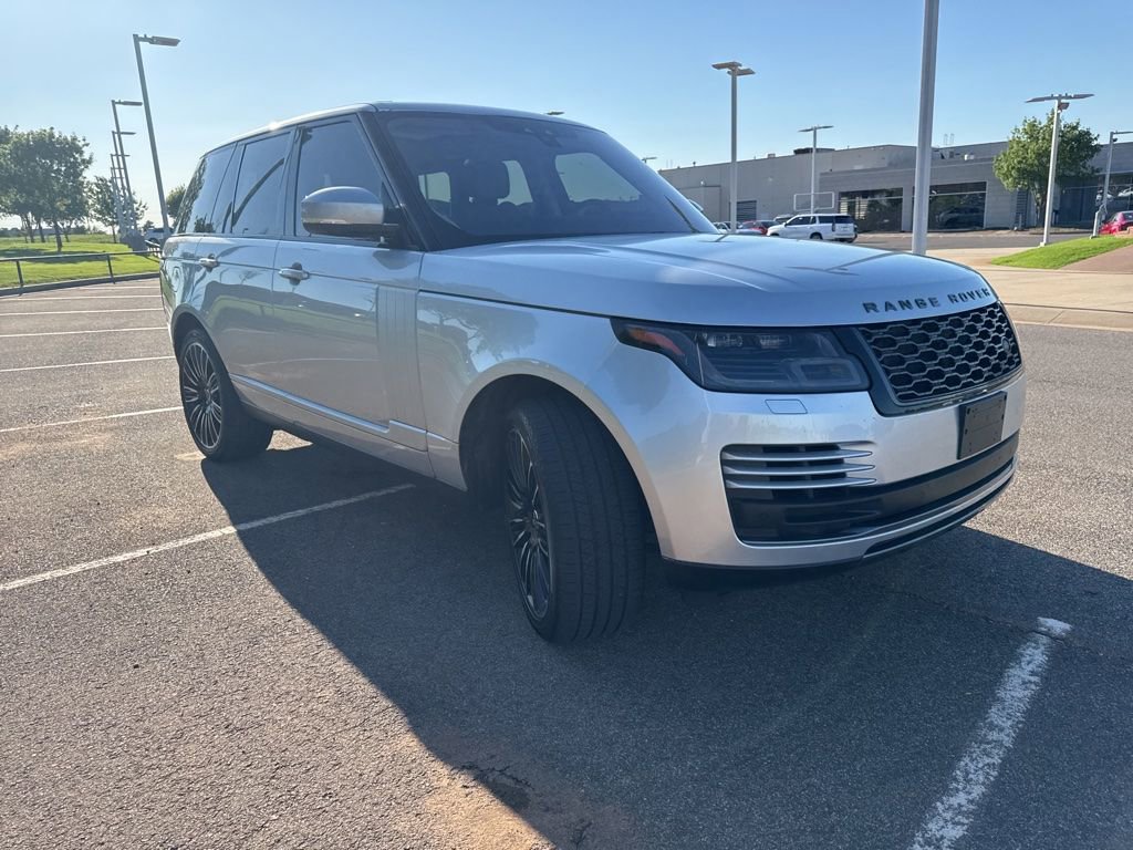 Used 2019 Land Rover Range Rover image 3