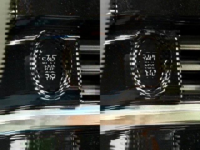 New 2025 Nissan Pathfinder SV image 34