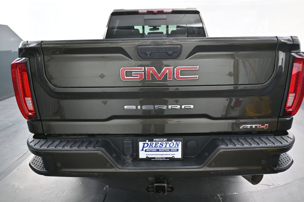 Used 2022 GMC Sierra 3500 AT4 w/ AT4 Preferred Package AWD/4WD image 8