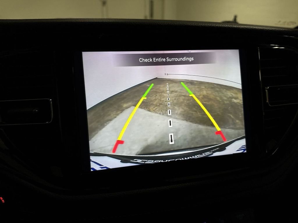 Used 2024 Dodge Durango GT image 16