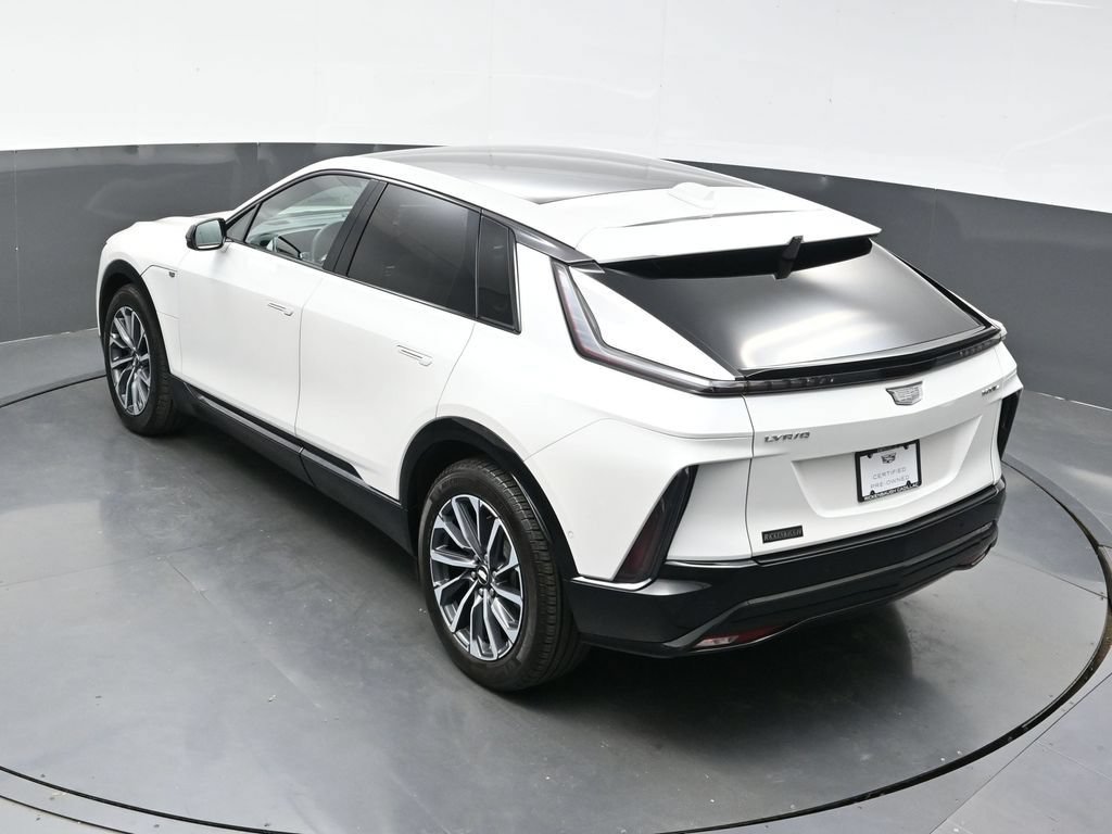 Certified 2024 Cadillac Lyriq Sport AWD/4WD image 33