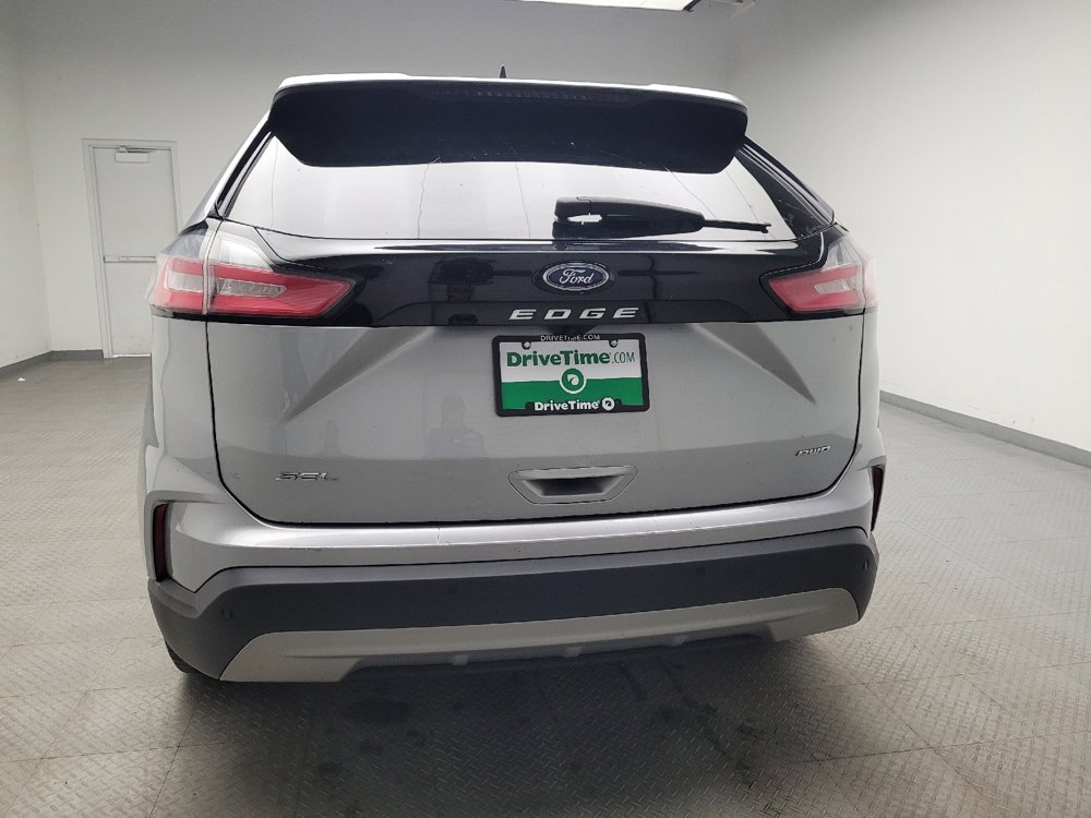 Used 2023 Ford Edge SEL image 6