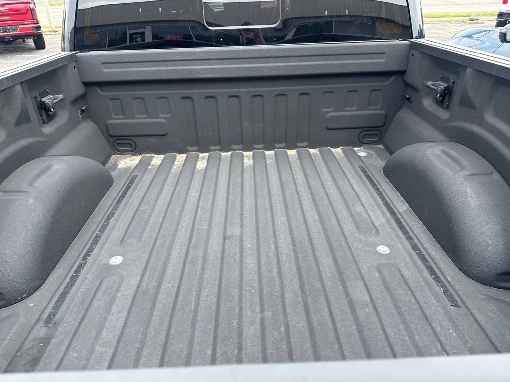 Used 2017 Ford F150 King Ranch w/ Equipment Group 601A Luxury AWD/4WD image 6