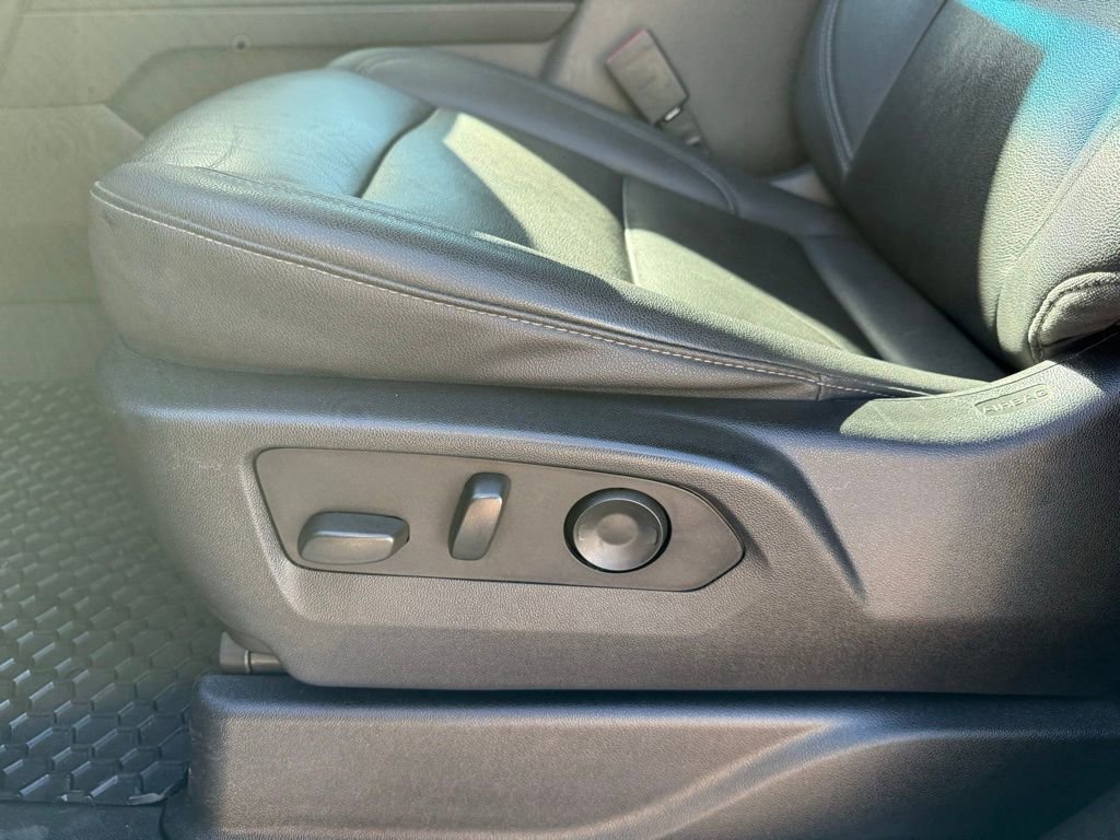 Used 2023 Chevrolet Tahoe Z71 w/ Off-Road Capability Package image 14