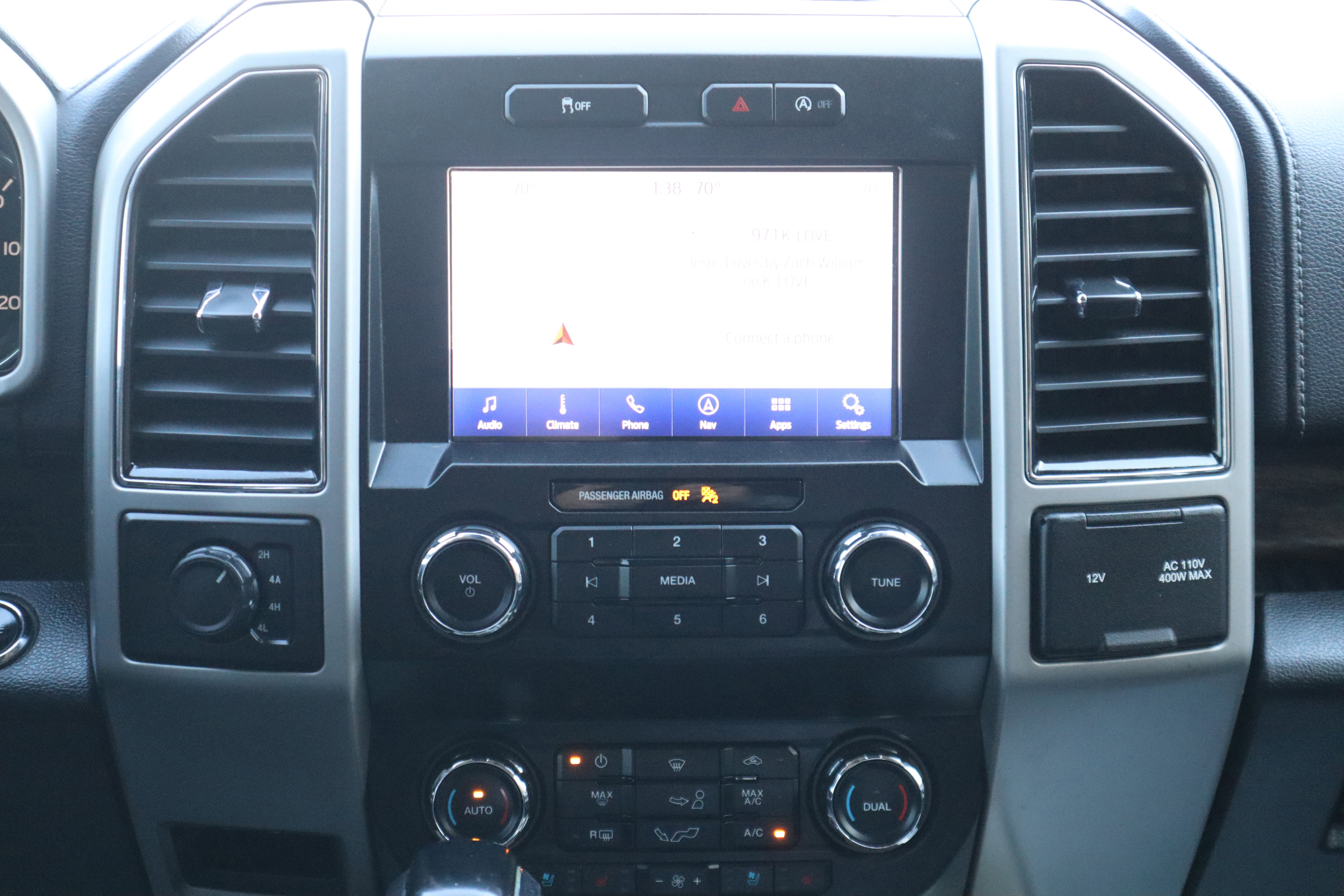 Used 2019 Ford F150 Lariat image 14