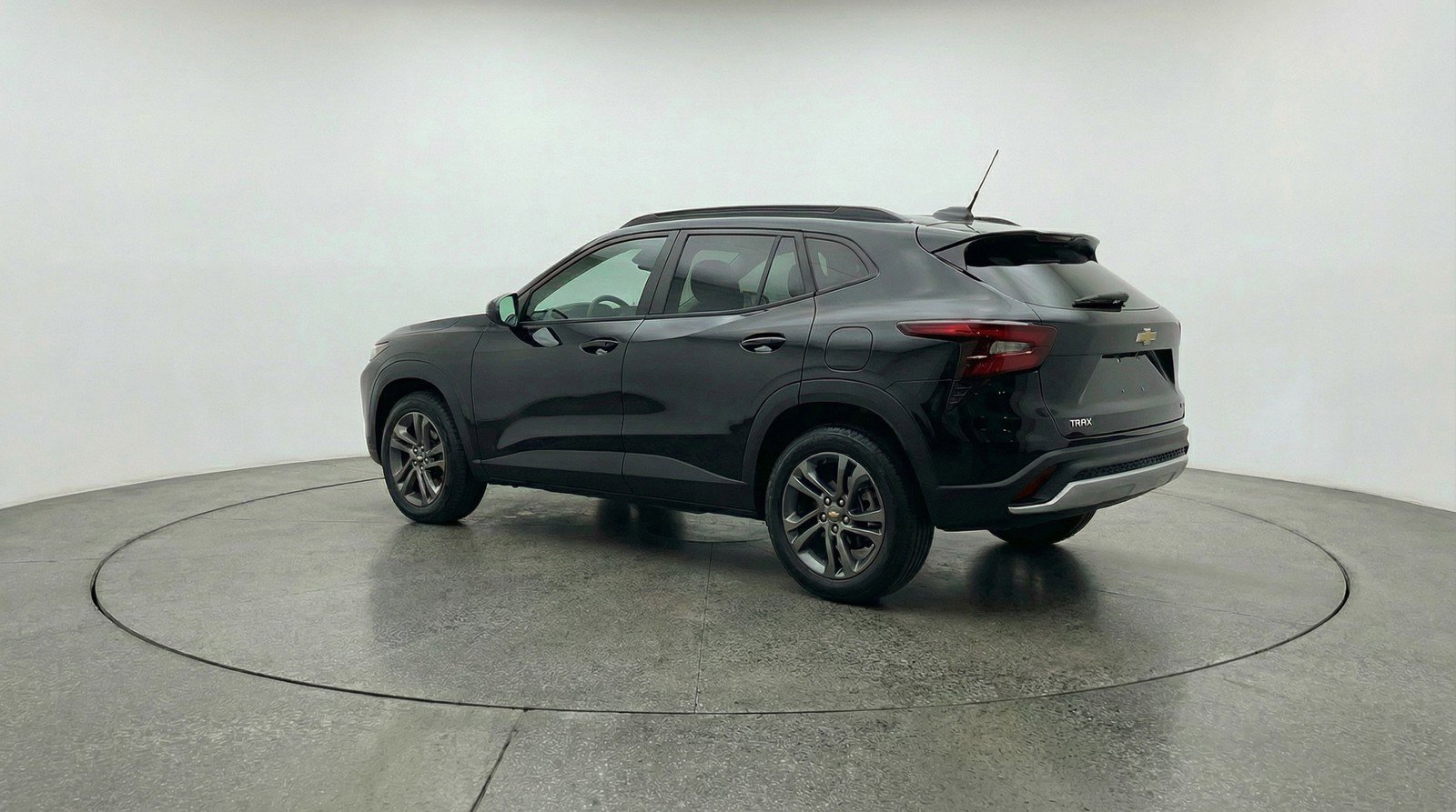 Used 2025 Chevrolet Trax LT image 6