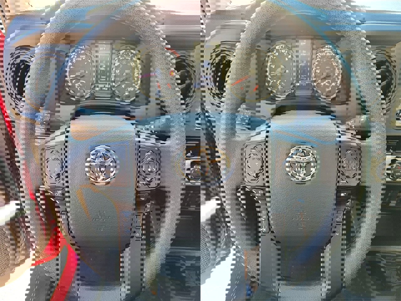 Used 2022 Toyota Tacoma SR image 14