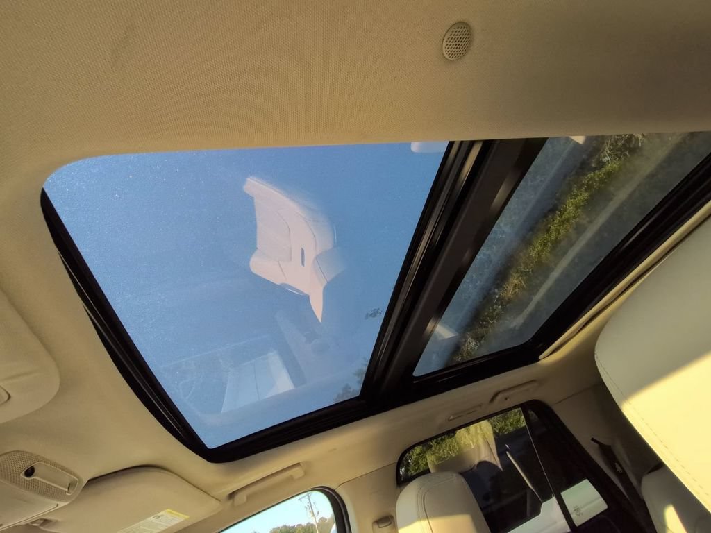 Used 2019 Ford Expedition Max Platinum RWD image 20