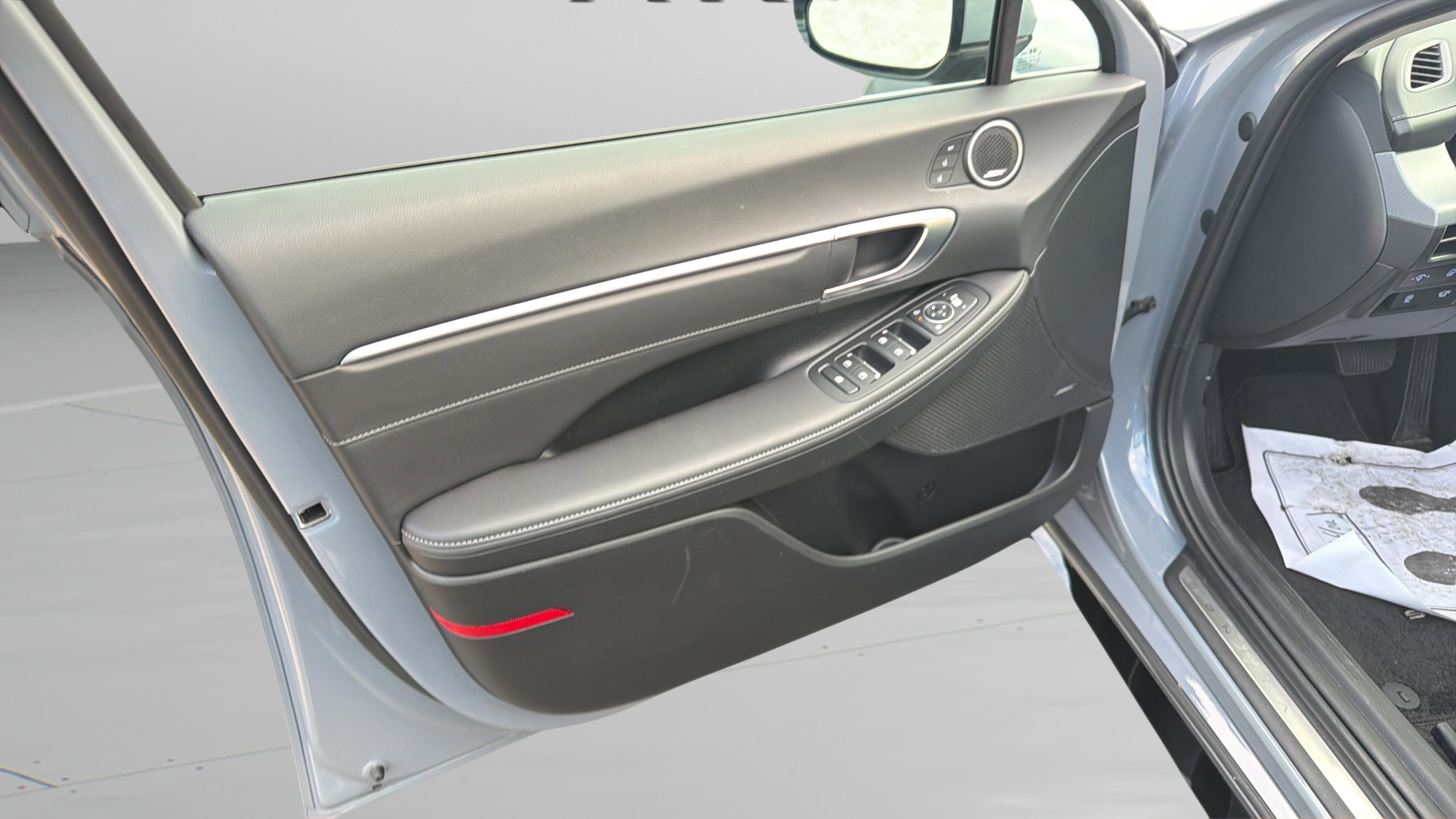 Used 2024 Hyundai Sonata Limited FWD image 13