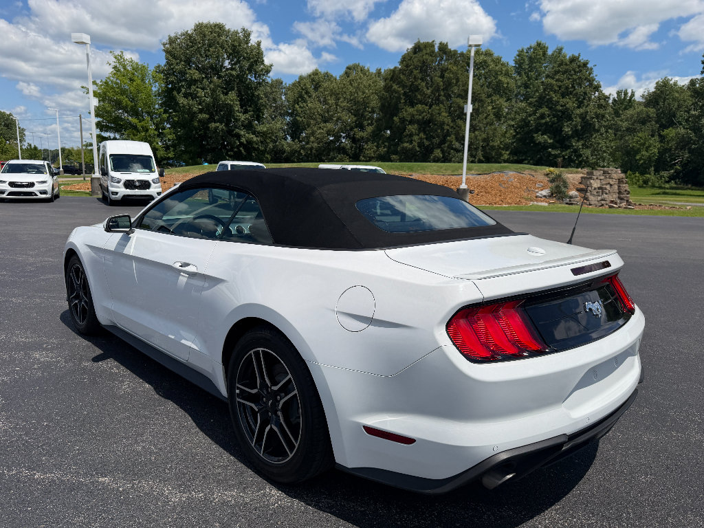 Used 2018 Ford Mustang Premium RWD image 13