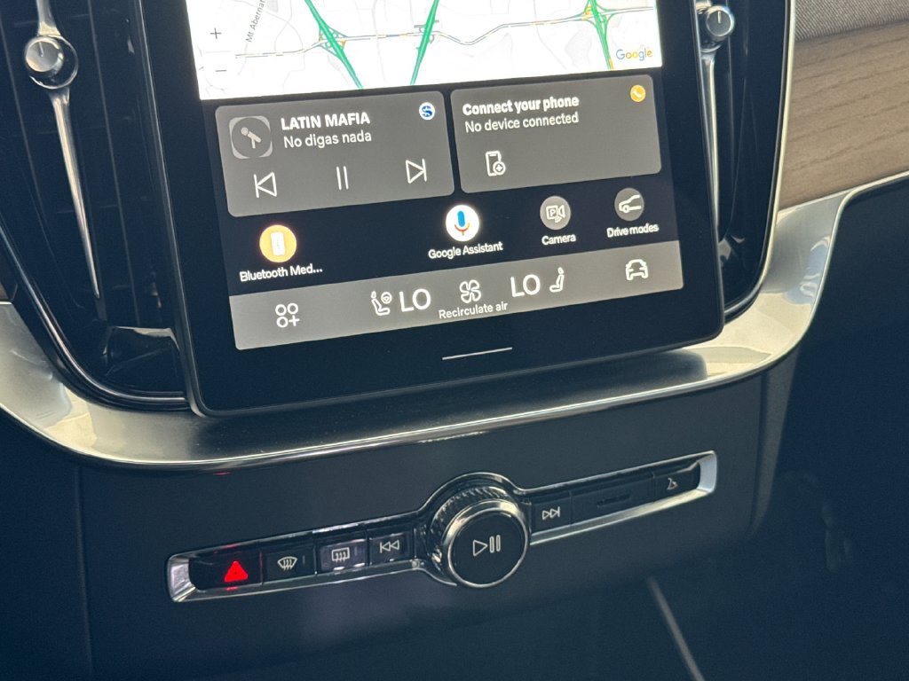 Certified 2026 Volvo XC90 B6 Plus AWD/4WD image 21