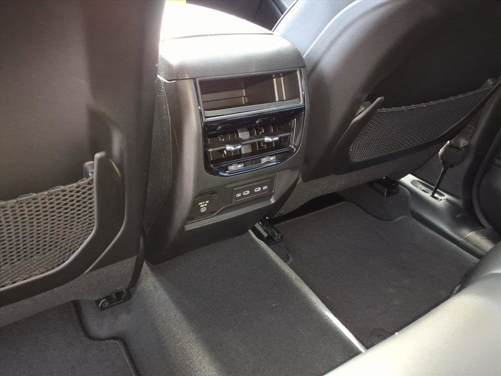 New 2026 Jeep Grand Cherokee Altitude image 15