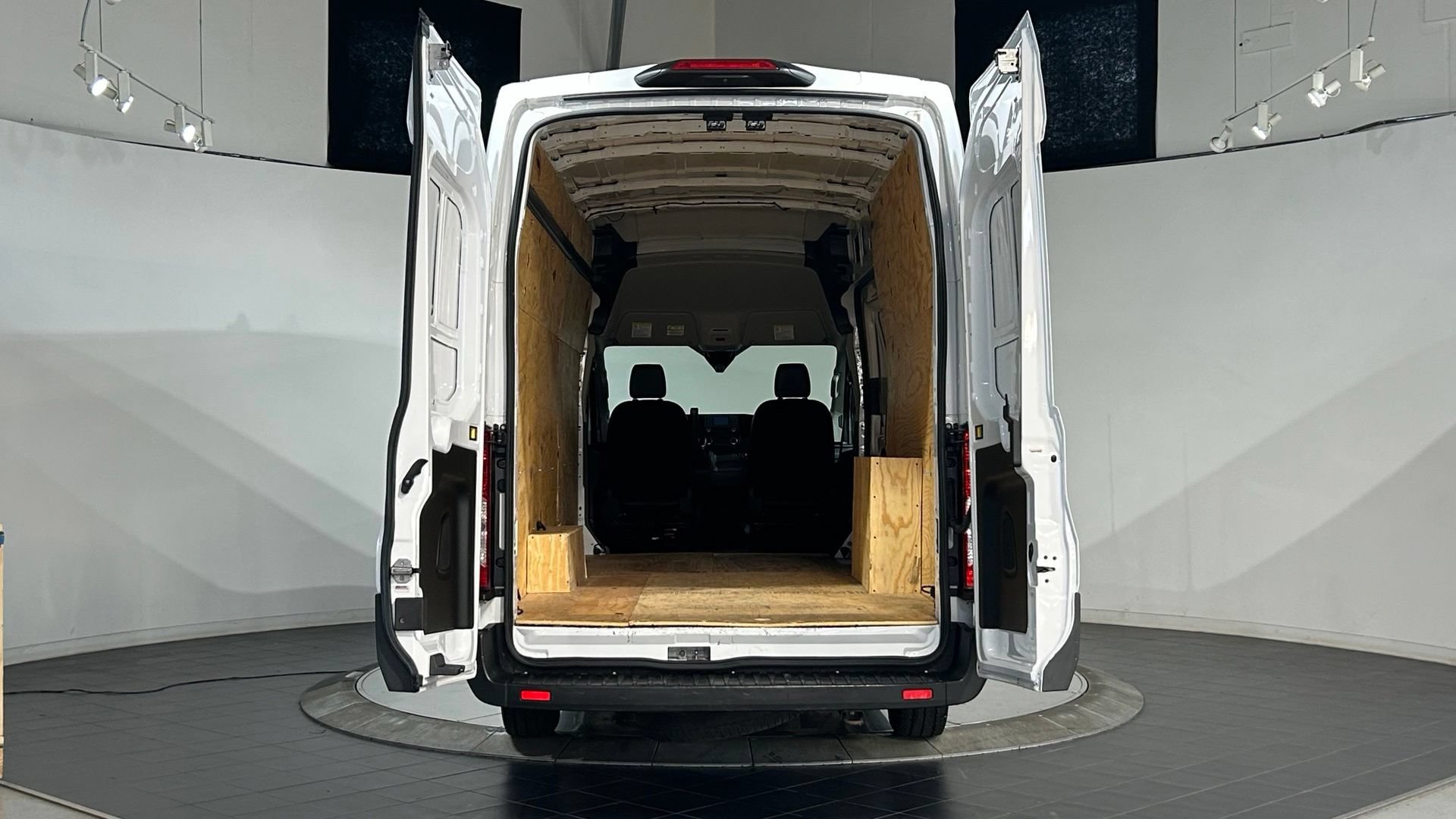 Used 2022 Ford Transit 350 148 High Roof Extended AWD image 26