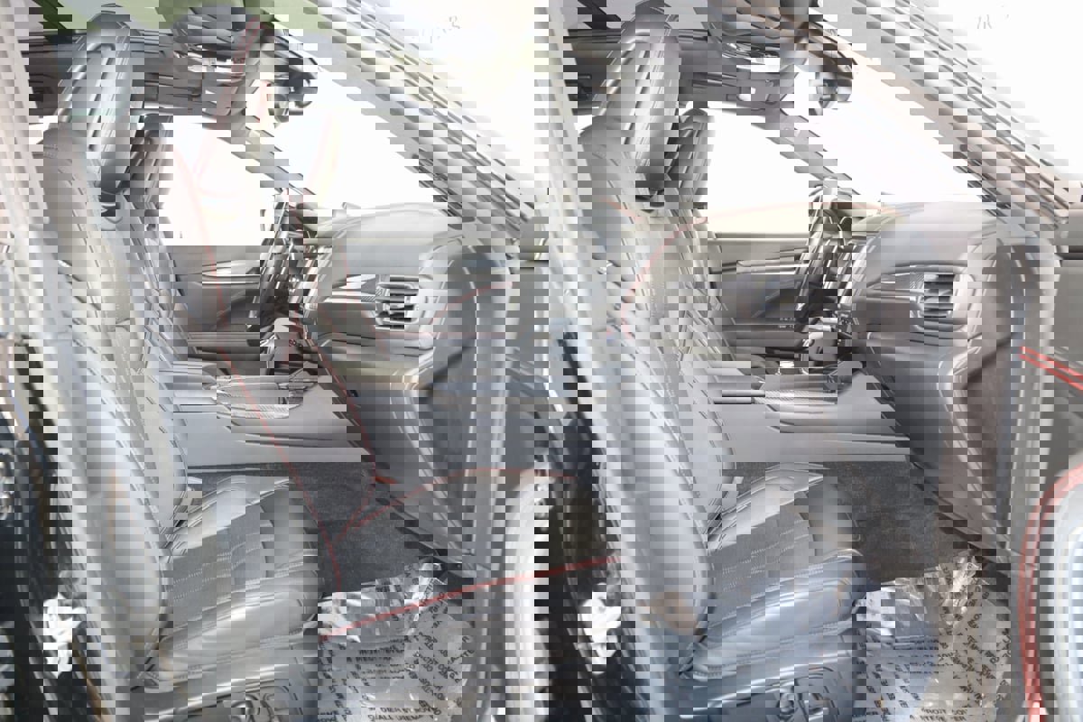 Used 2018 Maserati Levante GranSport image 13