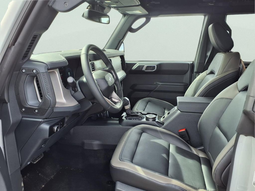 New 2026 Ford Bronco Outer Banks image 17