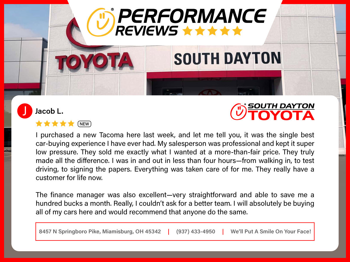 Used 2025 Toyota RAV4 XLE image 2