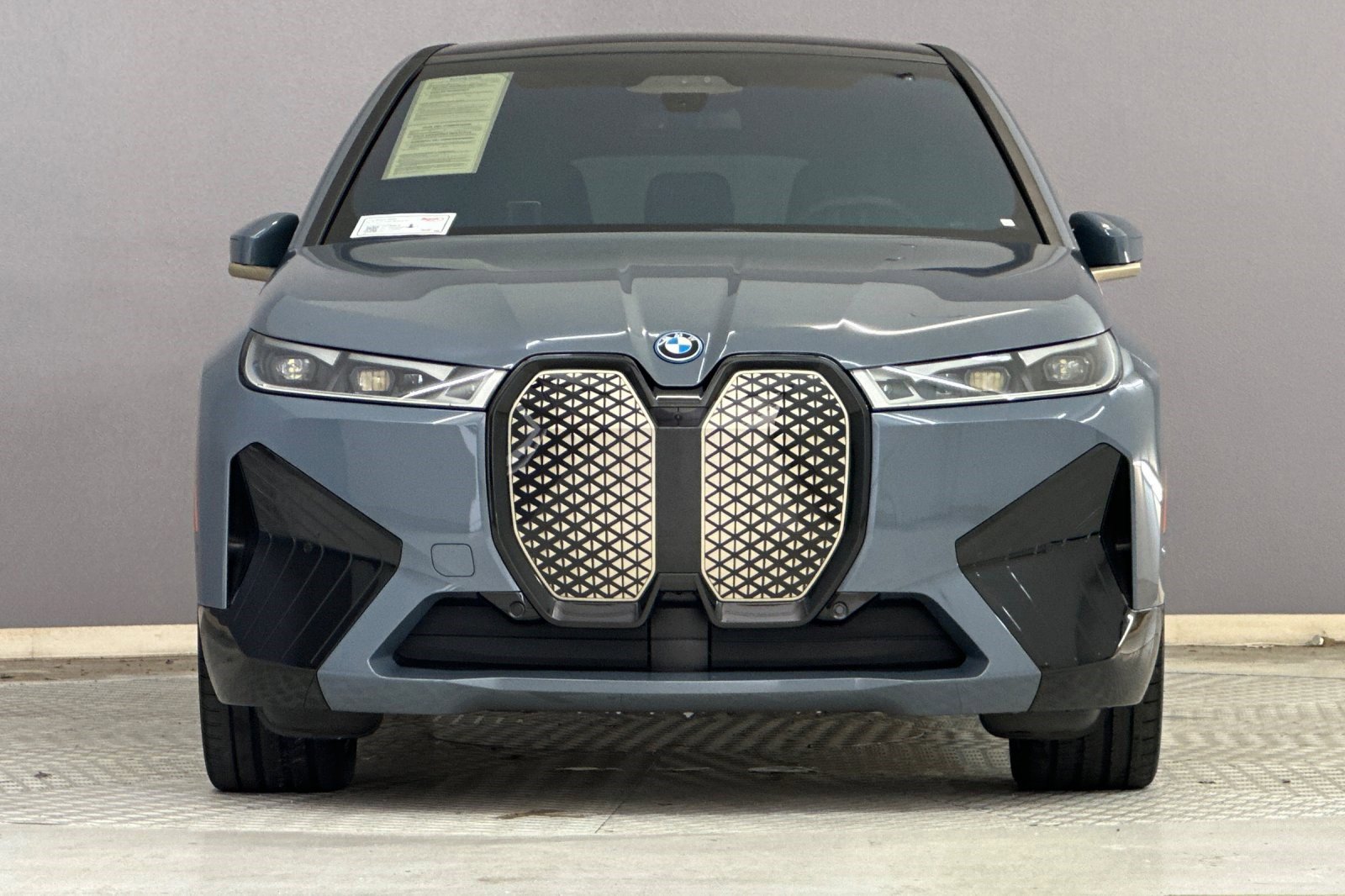 Certified 2023 BMW iX M60 w/ Executive Package image 6