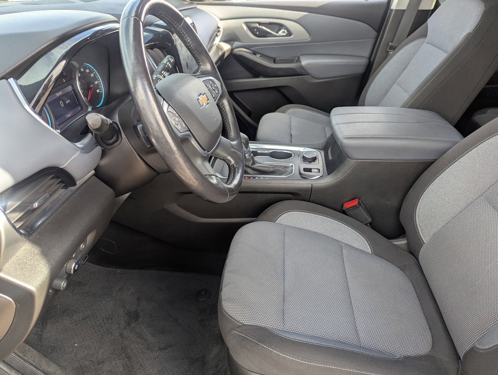 Certified 2021 Chevrolet Traverse LT image 24