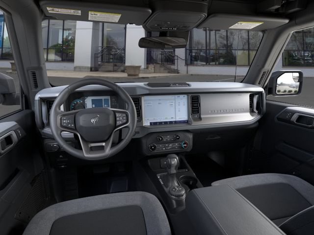 New 2025 Ford Bronco 4-Door AWD/4WD image 9
