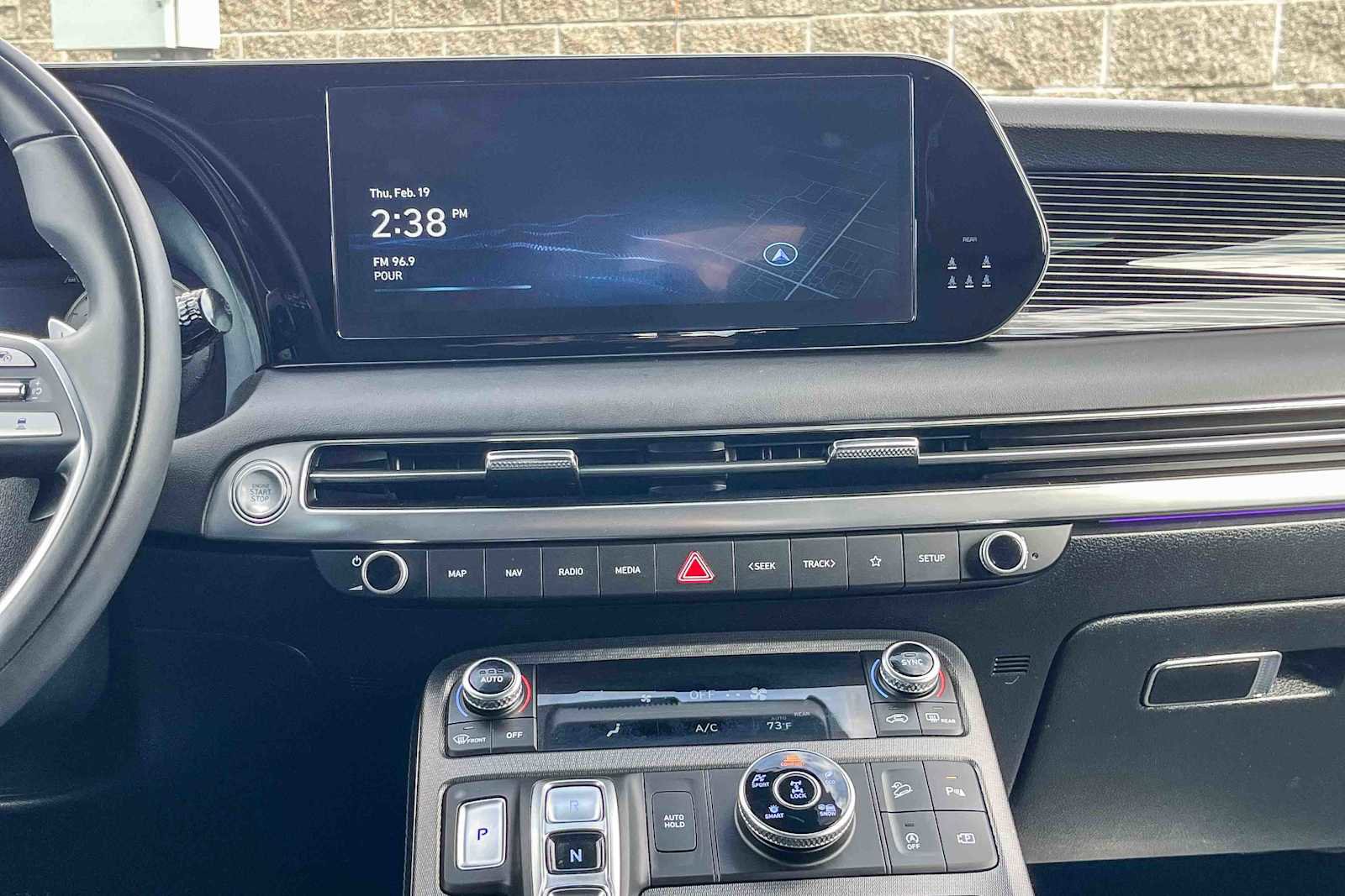 Used 2024 Hyundai Palisade Calligraphy image 12