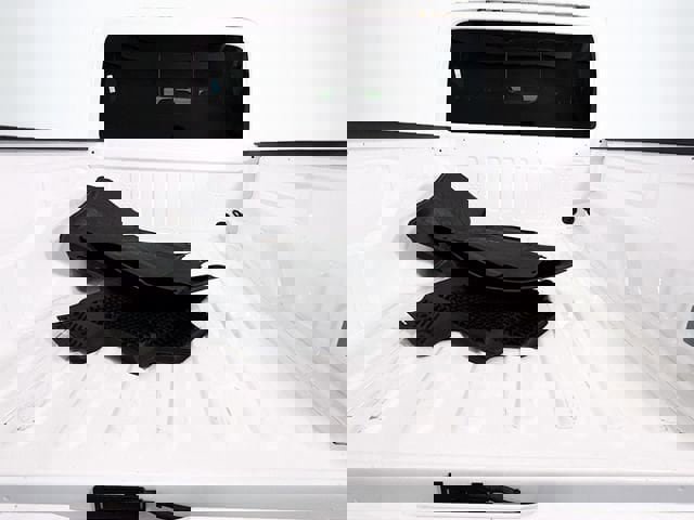 Used 2024 Jeep Gladiator Sport image 24