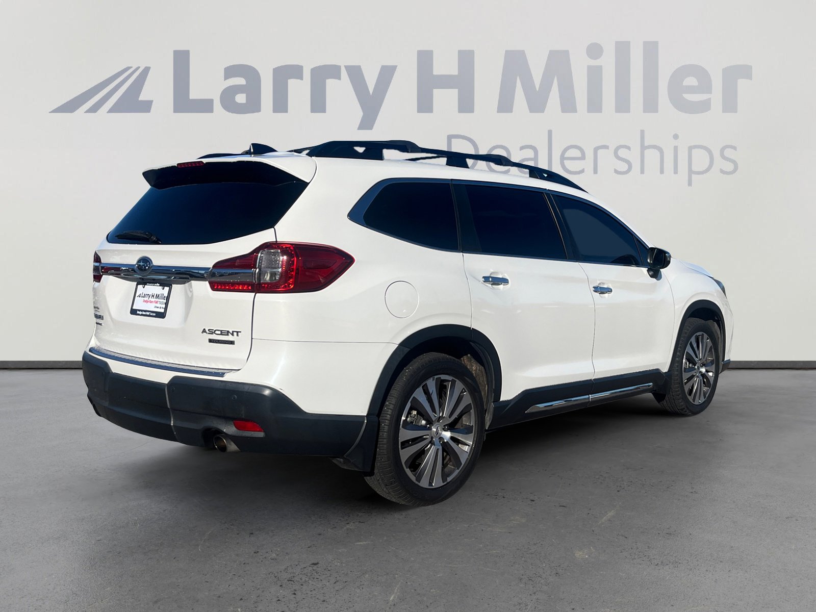 Used 2019 Subaru Ascent Touring w/ Popular Package #2A image 5