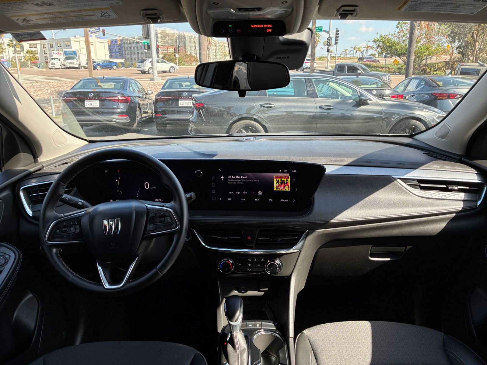 Used 2025 Buick Encore GX Preferred image 32