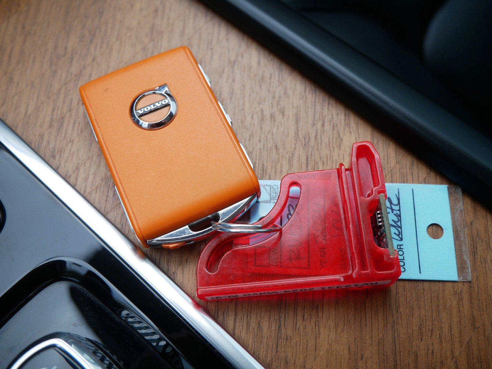 Certified 2024 Volvo XC90 B6 Core w/ Climate Package image 19