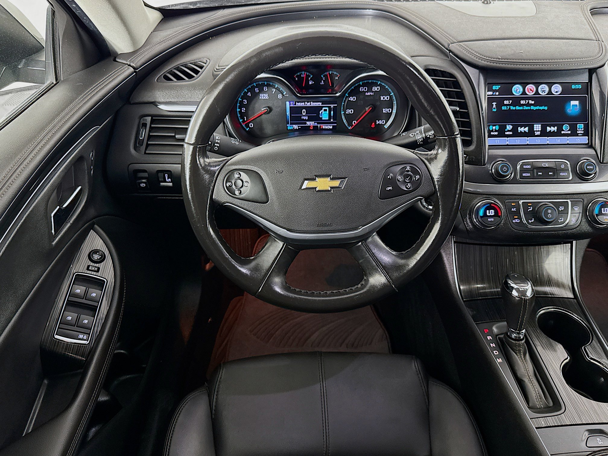 Used 2018 Chevrolet Impala LT FWD image 15