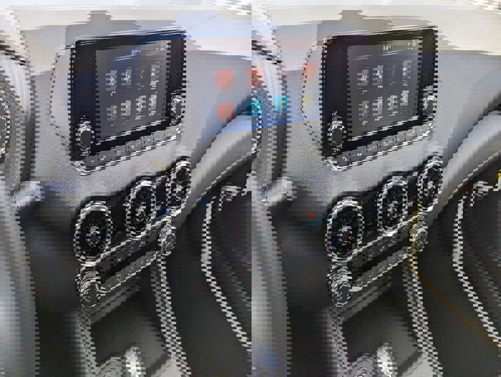 New 2025 Nissan Sentra S image 16