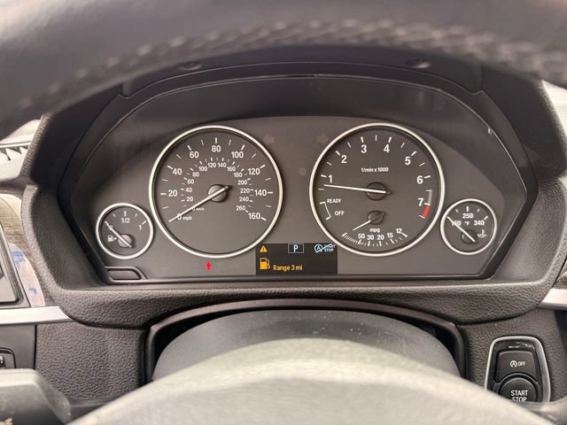 Used 2015 BMW 320i xDrive Sedan AWD/4WD image 13